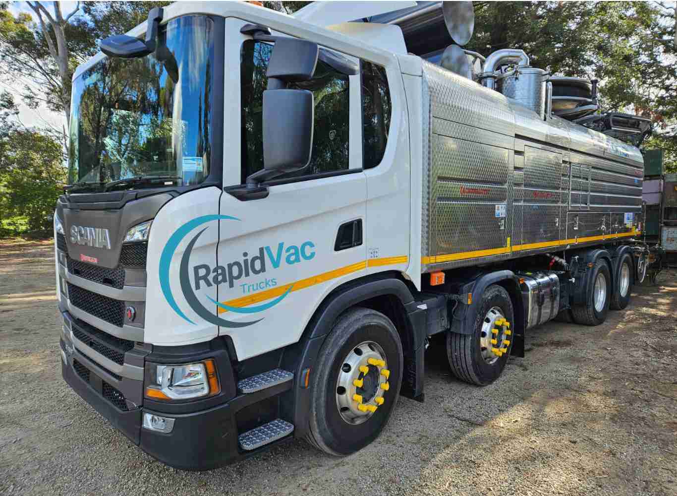 Stormwater pit and drain maintenance with vacuum truck services in Sydney.